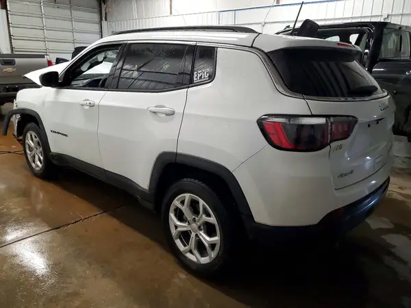 3C4NJDBN4RT110441 2024 JEEP COMPASS - Image 2
