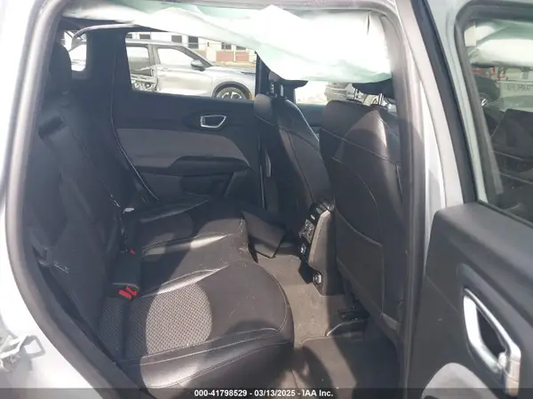 3C4NJDBN4RT113503 2024 JEEP COMPASS - Image 8