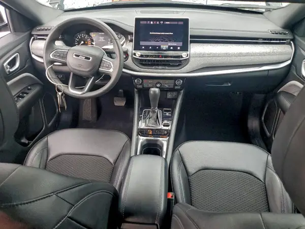 3C4NJDBN4RT118572 2024 JEEP COMPASS - Image 8