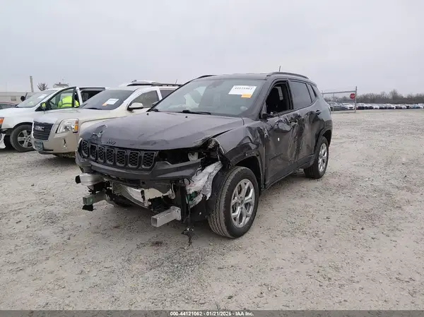 3C4NJDBN4RT122640 2024 JEEP COMPASS - Image 2