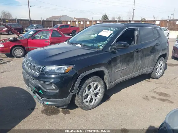 3C4NJDBN4RT132942 2024 JEEP COMPASS - Image 2