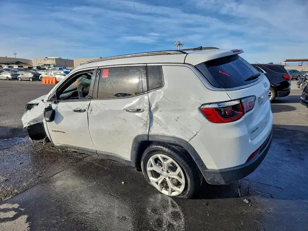3C4NJDBN4RT138563 2024 JEEP COMPASS - Image 2