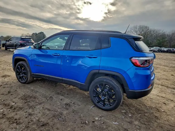 3C4NJDBN4RT144590 2024 JEEP COMPASS - Image 2