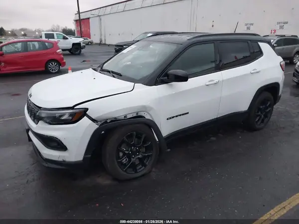 3C4NJDBN4RT166945 2024 JEEP COMPASS - Image 2