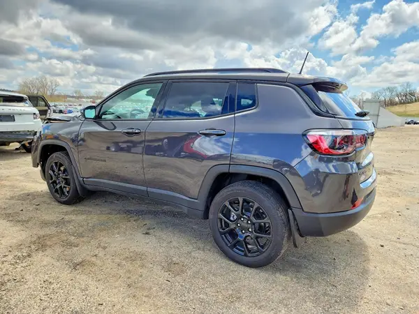 3C4NJDBN4RT167903 2024 JEEP COMPASS - Image 2