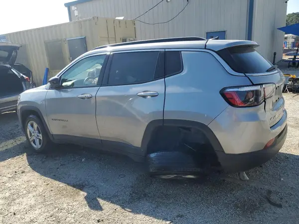 3C4NJDBN4RT596667 2024 JEEP COMPASS - Image 2