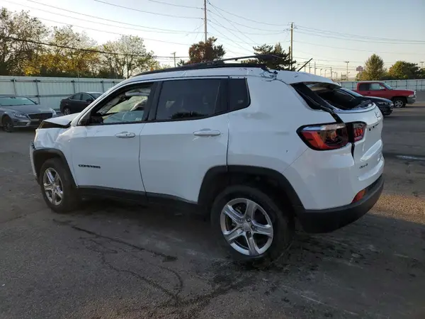 3C4NJDBN4RT604282 2024 JEEP COMPASS - Image 2