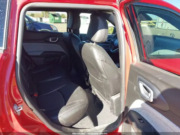 3C4NJDBN4RT606064 2024 JEEP COMPASS - Image 8