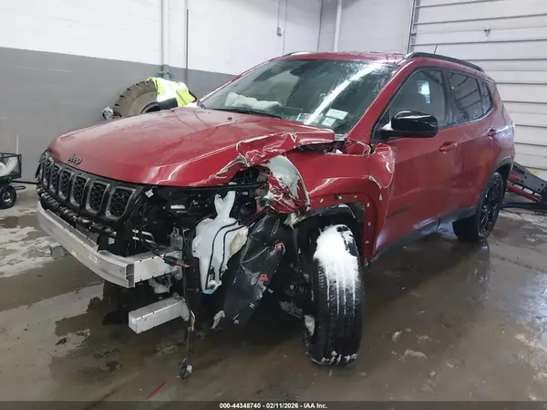 3C4NJDBN4ST504379 2025 JEEP COMPASS - Image 2