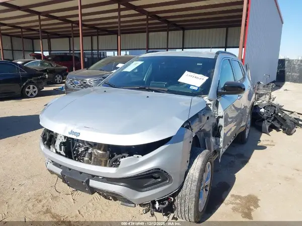 3C4NJDBN4ST527290 2025 JEEP COMPASS - Image 2