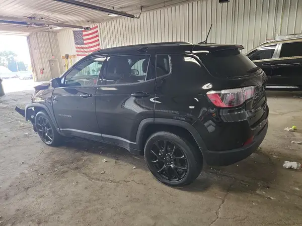 3C4NJDBN4ST530884 2025 JEEP COMPASS - Image 2