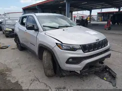 3C4NJDBN4ST558040 2025 JEEP COMPASS