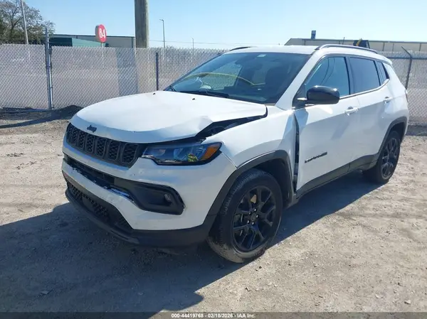 3C4NJDBN4ST559530 2025 JEEP COMPASS - Image 2