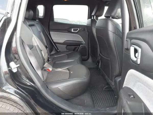 3C4NJDBN4ST561021 2025 JEEP COMPASS - Image 8