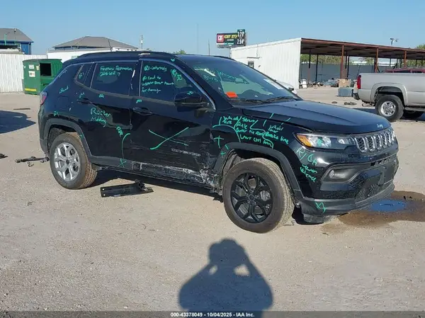 3C4NJDBN4ST580927 2025 JEEP COMPASS - Image 1