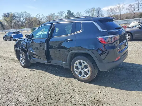 3C4NJDBN4ST608659 2025 JEEP COMPASS - Image 2