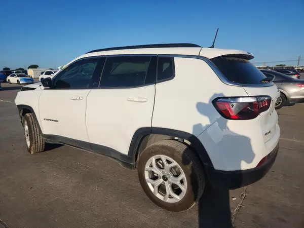 3C4NJDBN4TT189259 2026 JEEP COMPASS - Image 2