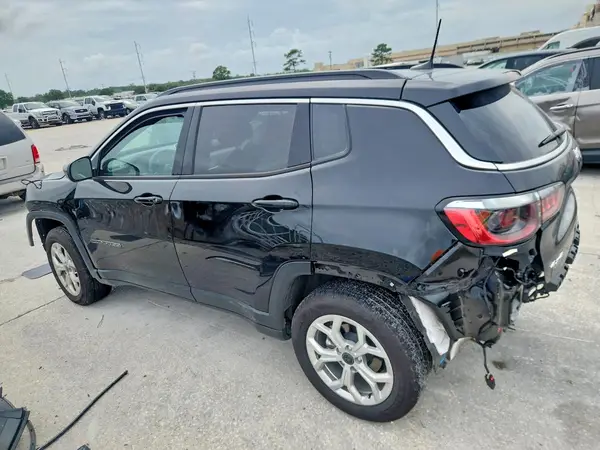 3C4NJDBN4TT190525 2026 JEEP COMPASS - Image 2