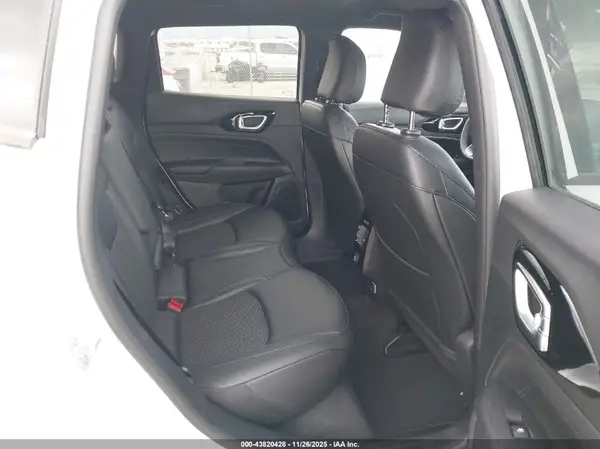 3C4NJDBN4TT194767 2026 JEEP COMPASS - Image 8