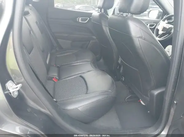 3C4NJDBN5PT500560 2023 JEEP COMPASS - Image 8