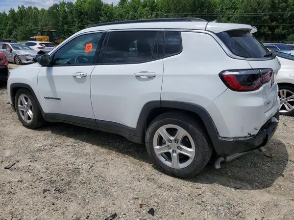 3C4NJDBN5PT501630 2023 JEEP COMPASS - Image 2