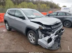 3C4NJDBN5PT513504 2023 JEEP COMPASS