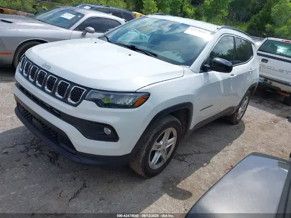 3C4NJDBN5PT514975 2023 JEEP COMPASS - Image 2