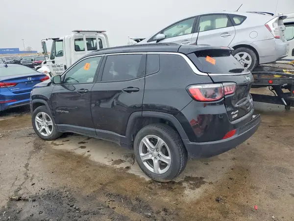 3C4NJDBN5PT520937 2023 JEEP COMPASS - Image 2