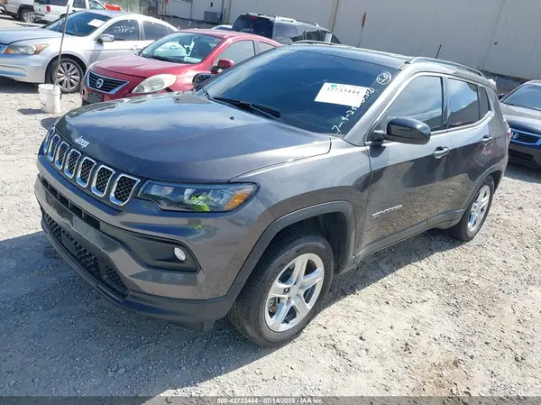3C4NJDBN5PT524440 2023 JEEP COMPASS - Image 2