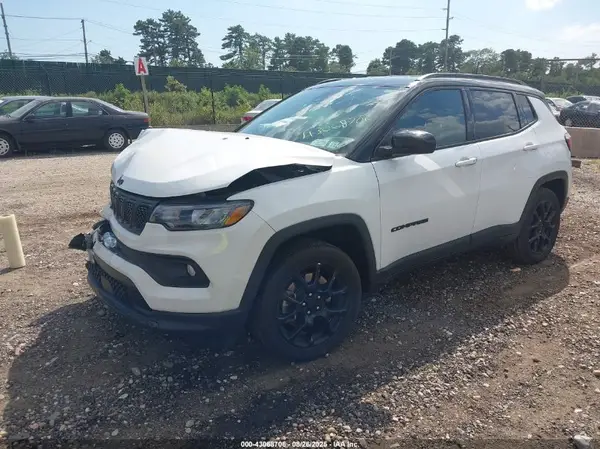 3C4NJDBN5PT546017 2023 JEEP COMPASS - Image 2