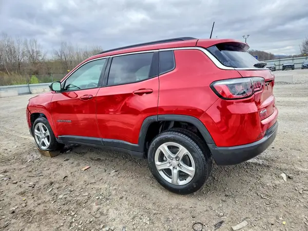 3C4NJDBN5PT549001 2023 JEEP COMPASS - Image 2