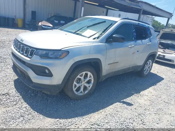 3C4NJDBN5RT109900 2024 JEEP COMPASS - Image 2