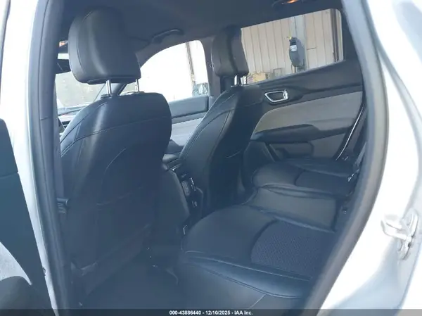 3C4NJDBN5RT113607 2024 JEEP COMPASS - Image 8