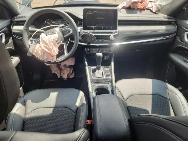 3C4NJDBN5RT115146 2024 JEEP COMPASS - Image 8