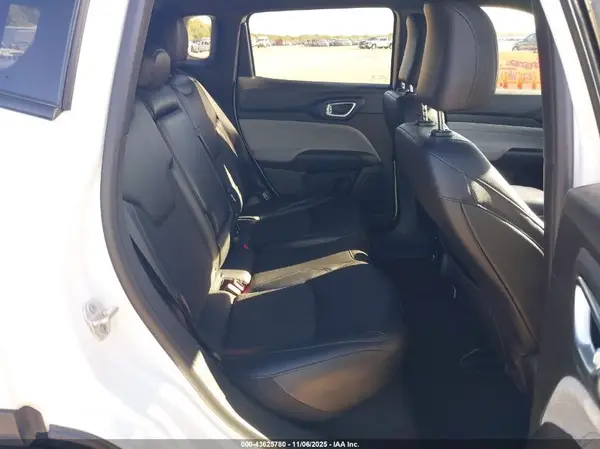 3C4NJDBN5RT117317 2024 JEEP COMPASS - Image 8