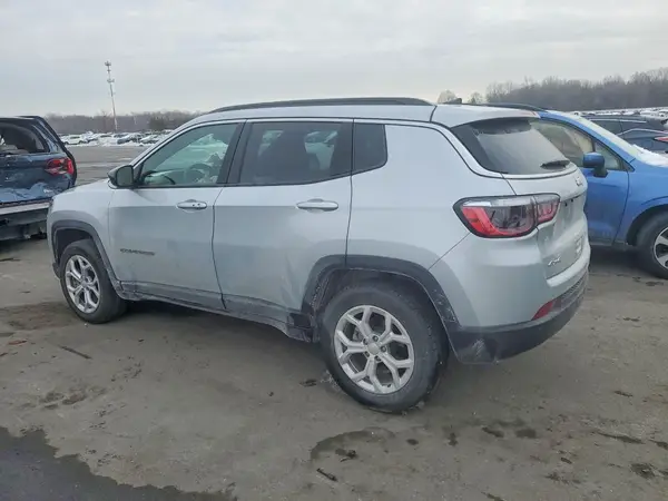 3C4NJDBN5RT119049 2024 JEEP COMPASS - Image 2