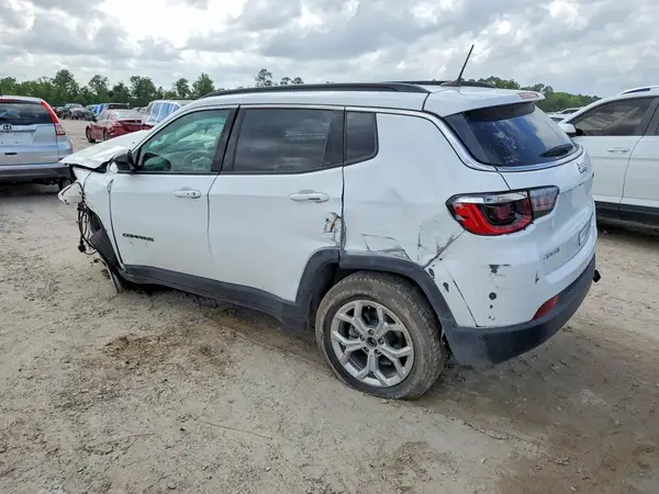 3C4NJDBN5RT119438 2024 JEEP COMPASS - Image 2