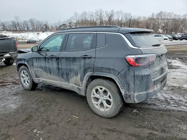 3C4NJDBN5RT126597 2024 JEEP COMPASS - Image 2