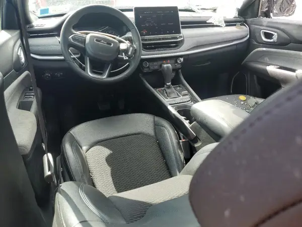 3C4NJDBN5RT133243 2024 JEEP COMPASS - Image 8