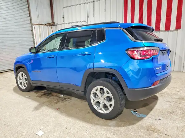 3C4NJDBN5RT154478 2024 JEEP COMPASS - Image 2