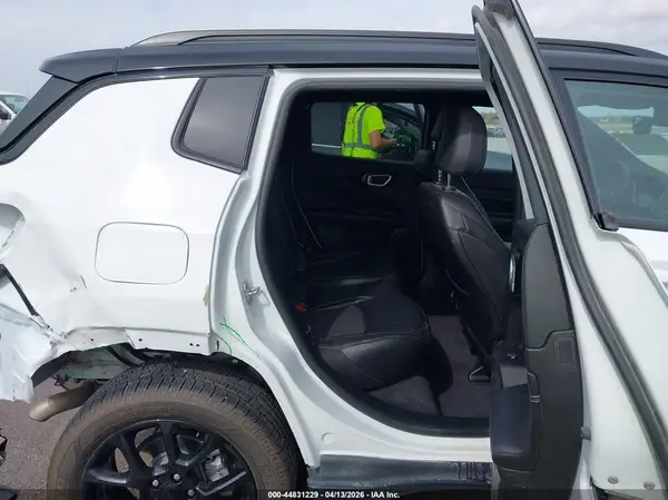 3C4NJDBN5RT169692 2024 JEEP COMPASS - Image 8