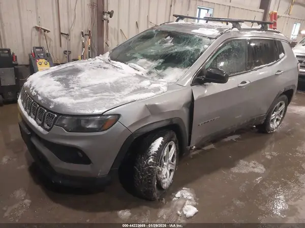 3C4NJDBN5RT582728 2024 JEEP COMPASS - Image 2