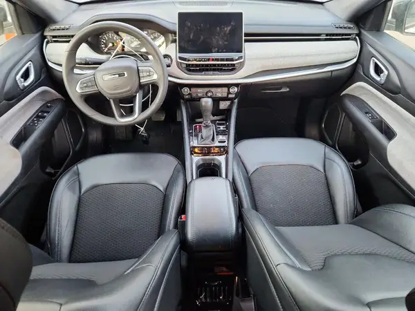3C4NJDBN5RT584186 2024 JEEP COMPASS - Image 8