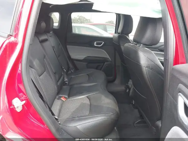 3C4NJDBN5RT586536 2024 JEEP COMPASS - Image 8