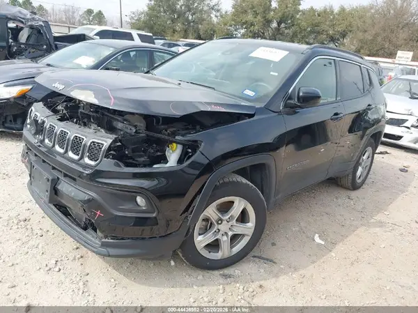 3C4NJDBN5RT595446 2024 JEEP COMPASS - Image 2