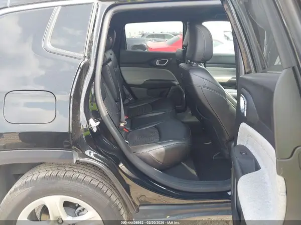 3C4NJDBN5RT595446 2024 JEEP COMPASS - Image 8