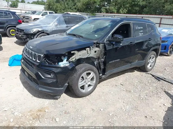 3C4NJDBN5RT596760 2024 JEEP COMPASS - Image 2