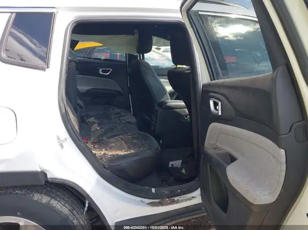 3C4NJDBN5RT597097 2024 JEEP COMPASS - Image 8