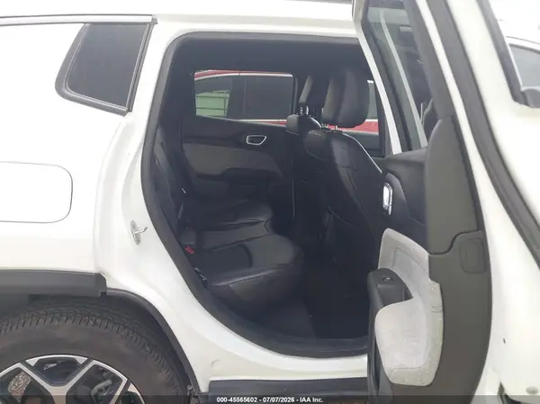 3C4NJDBN5RT605750 2024 JEEP COMPASS - Image 8