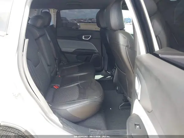 3C4NJDBN5ST517173 2025 JEEP COMPASS - Image 8